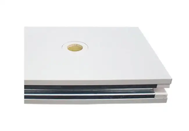 Painel sanduíche limpo